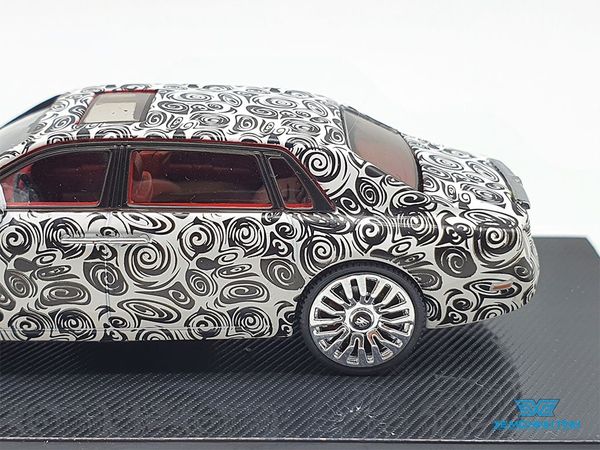 Xe Mô Hình Rolls-Royce Phantom 1:64 Collector's Model (Trắng Hoạ Tiết Đen)