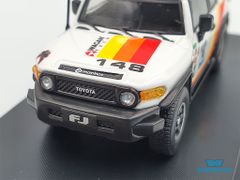 Xe Mô Hình Toyota FJ Cruiser 1/64 Street Weapon ( Trắng ) - Limited 500pcs