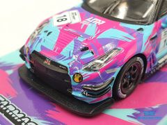 Xe Mô Hình Nissan GT-R Nismo GT3 Winner of LOR Livery Contest 2020 1:64 Tarmac Works ( Hồng )