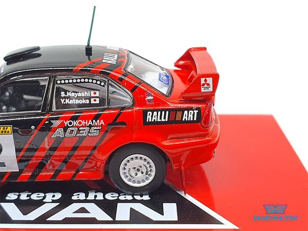 Xe Mô Hình Mitsubishi Lance Evolution VI Winner Rally of Canberra 1999 Y.Kataoka / S.Hayashi 1:64 Tarmac Works (Đỏ Advan)