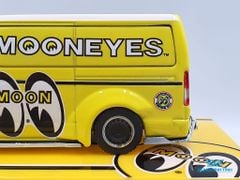 Xe Mô Hình Toyota Hiace Widebody Mooneyes 1:64 Tarmac Works ( Vàng )