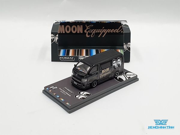 Xe Mô Hình Toyota Hiace Widebody MOONEYES 1:64 Tarmac Works (Đen)