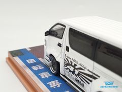 Xe Mô Hình Toyota Hiace Widebody 1:64 Tarmac Works ( Trắng )