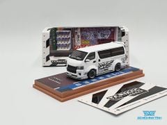 Xe Mô Hình Toyota Hiace Widebody 1:64 Tarmac Works ( Trắng )