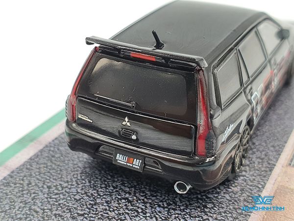 Xe Mô Hình Mitsubishi Lancer Evolution Wagon Ralliart 1:64 Tarmac Works ( Đen )