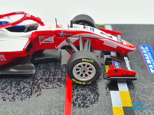 Xe Mô Hình Dallara Formula 3 F3 Macau GP FIA F3 World Cup 2019 1:64 Tarmac Works ( Trắng Đỏ )