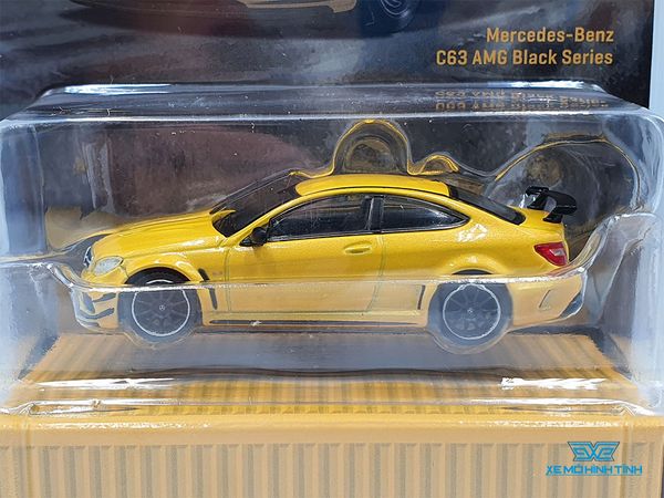 Xe Mô Hình Mercedes-Benz C63 AMG Coupe 1:64 Tarmac Works ( Vàng )