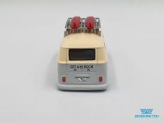 Xe Mô Hình Volkswagen Type II (T1) Panel Van Mooneyes 1:64 Schuco x Tarmac ( Kem )