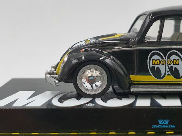 Xe Mô Hình Volkswagen Beetle MOONEYES 1:64 Tarmac x Schuco ( Đen )