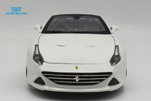 XE MÔ HÌNH FERRARI CALIFORNIA T SPIDER 1:18 BBURAGO (TRẮNG)