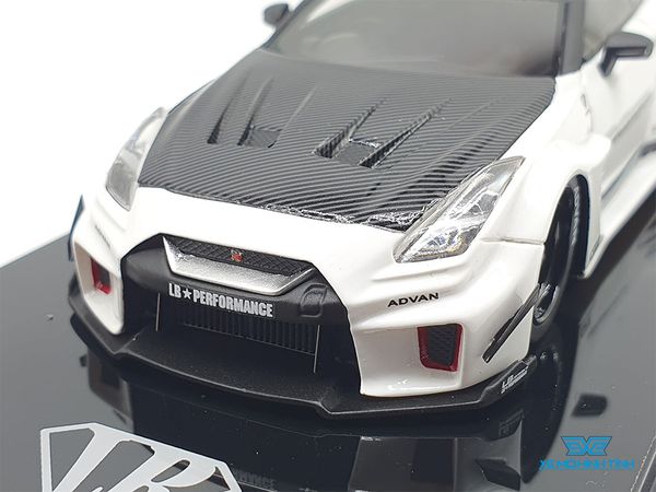 Xe Mô Hình LB-Sihouette Works GT Nissan 35GT-RR Ver.1 White 1:43 TSM Modle (Trắng)