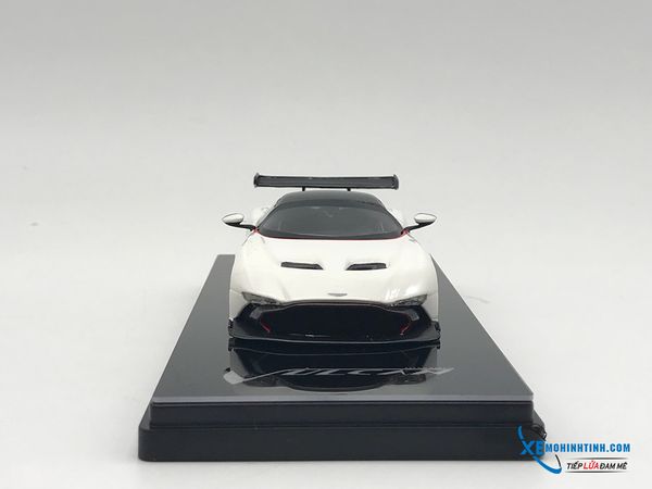 Aston Martin Vulcan 2015 TSM 1:43 (Trắng)