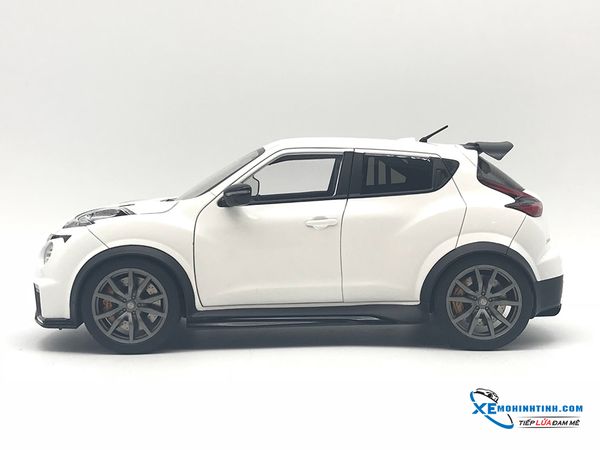 1/18 NISSAN JUKE R 2.0 (WHITE)