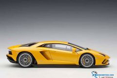 XE MÔ HÌNH LAMBORGHINI AVENTADOR S (NEW GIALLO ORION/METALLIC YELLOW) 1/18 AUTOART