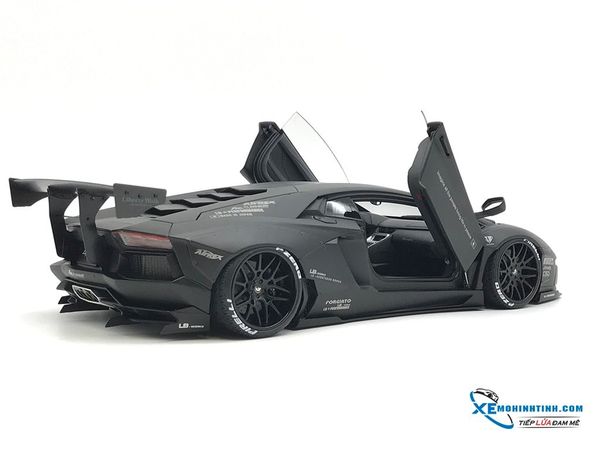 1/18 LB-WORKS LAMBORGHINI AVENTADOR (MATT BLACK)