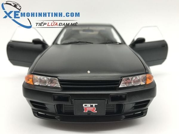 1:18 AUTOART NISSAN SKYLINE GT-R (R32) V-SPEC II TUNED VERSION (ĐEN NHÁM)