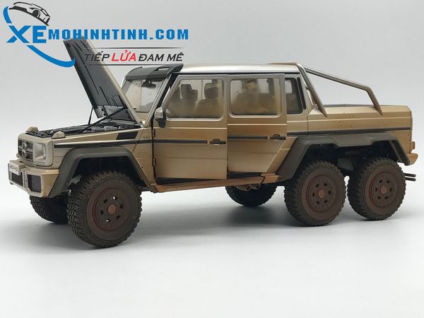 Xe Mô Hình Mercedes-Benz G63 Amg 6X6 1:18 Autoart (Bạc)