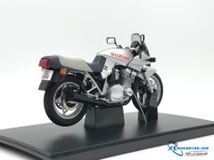 SUZUKI GSX 1100S Autoart 1:12 (Bạc)