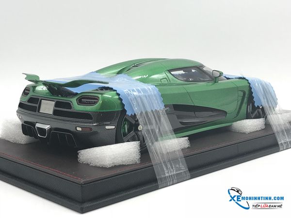 Xe mô hình Koenigsegg Agera S 1:18 FrontiArt ( Green Carbon )