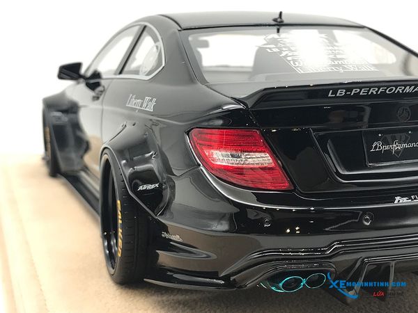 MERCEDES-BENZ C63 LIBERTY WALK ĐEN ĐẾ DA