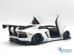 1:18 LIBERTY WALK LB-WORKS LAMBORGHINI AVENTADOR (WHITE)