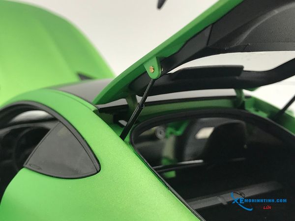 Mercedes-AMG GT R 2017 ALMOST REAL MÀU XANH LÁ NHÁM