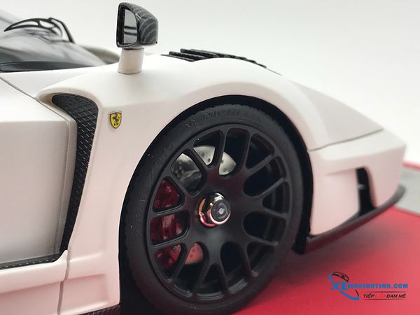 Ferrari Gemballa MIG-U1 Timothy & Pierre Model 1:18 (Trắng)