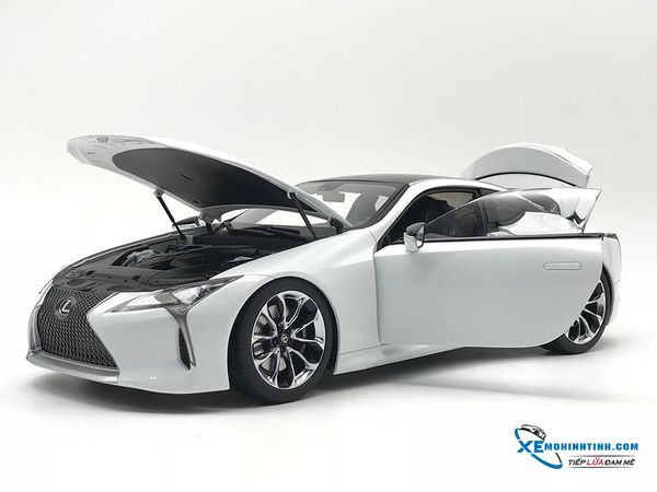 Lexus LC500 Autoart 1:18 (Trắng)