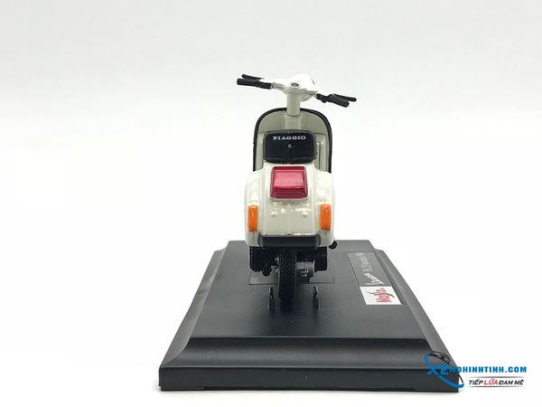 Vespa Pk 125 Automatia ( 1984) 1:18 Maisto ( Trắng )