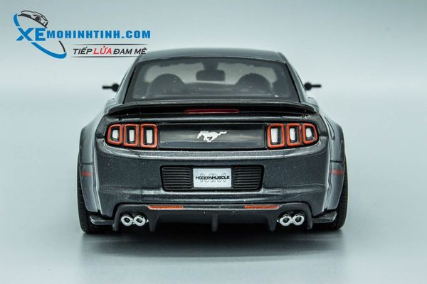 Xe Mô Hình Ford Mustang Streetrace 1:24 Maisto (Xám)