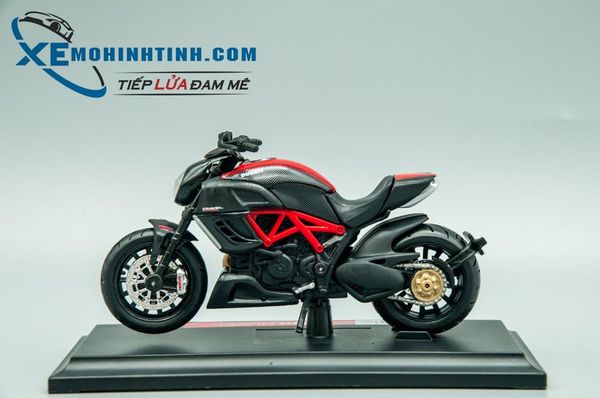 XE MÔ HÌNH DUCATI DIAVEL CARBON 1:18 MAISTO (ĐEN)