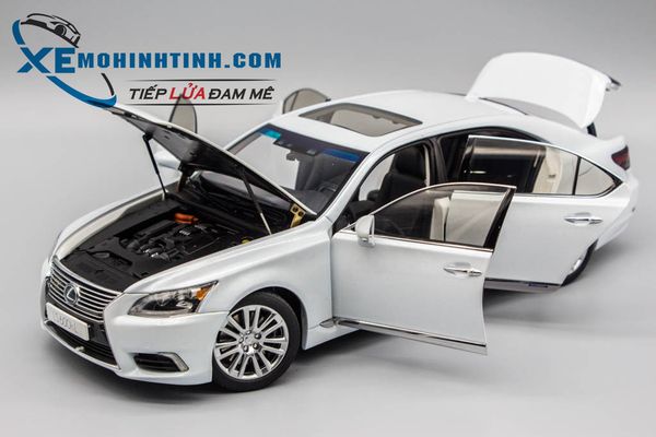 Xe Mô Hình Lexus Ls600Hl 1:18 Autoart (Trắng)