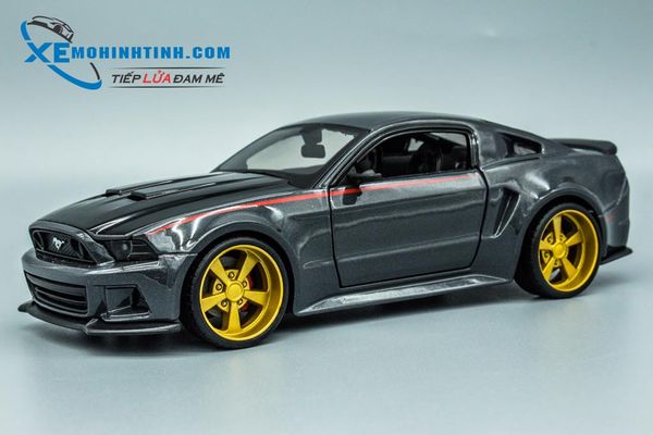 Xe Mô Hình Ford Mustang Streetrace 1:24 Maisto (Xám)