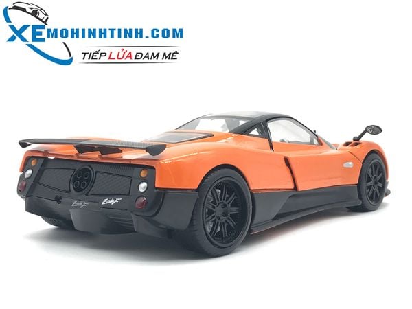 XE MÔ HÌNH PAGANI ZONDA F 1:18 MOTOMAX (CAM)