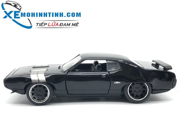 MH DOM'S PLYMOUTH GTX 1:32 (ĐEN)