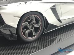 Lamborghini Aventador Mansory ( Trắng )