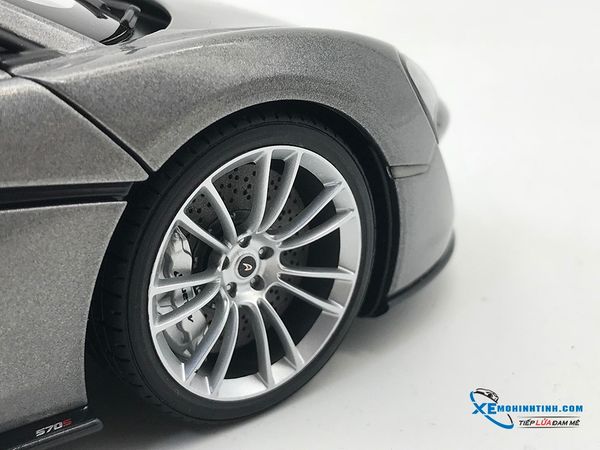 1/18 MCLAREN570S ( BLADE SILVER )