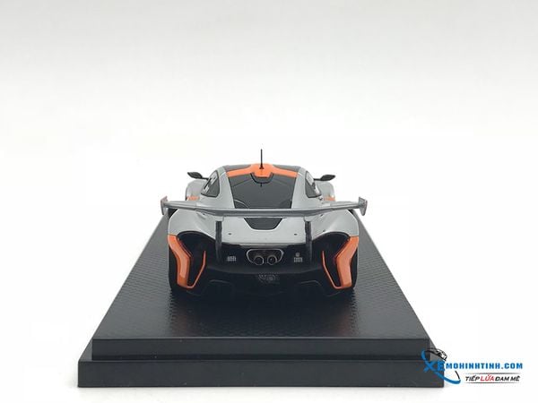 440101 MH 1:43 ALMOST REAL MCLAREN P1™ GTR (SILVER/ORANGE #01)