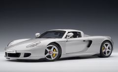 Xe Mô Hình 1:18 Porsche Carrera Gt - Bạc