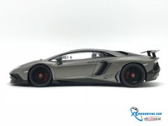 Lamborghini Aventador LP750-4 SV Autoart 1:18 (Xám)