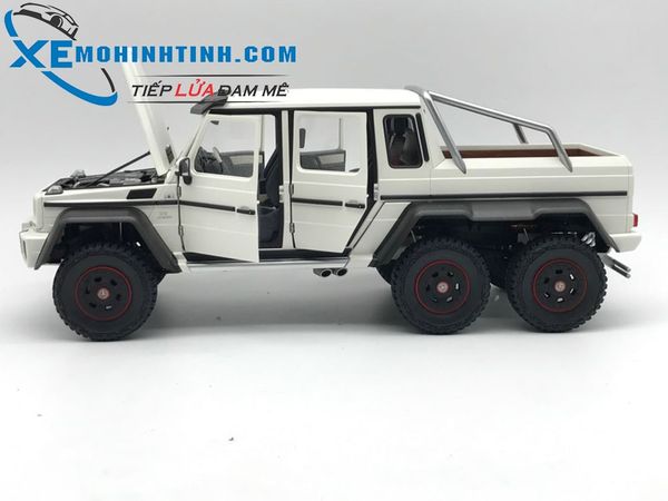 Xe Mô Hình Mercedes Benz G63 6X6 Amg 1:18 Autoart (Trắng)
