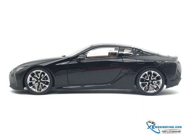 LEXUS LC500 (BLACK)