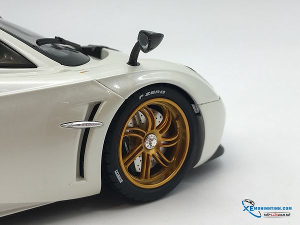 Pagani Huayra GTautos 1:18 (Trắng)