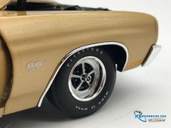 A1805509 MH 1:18 ACME 1970 396 CHEVELLE (GOLD)