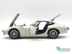 1/18 TOYOTA 2000 GT (WHITE)