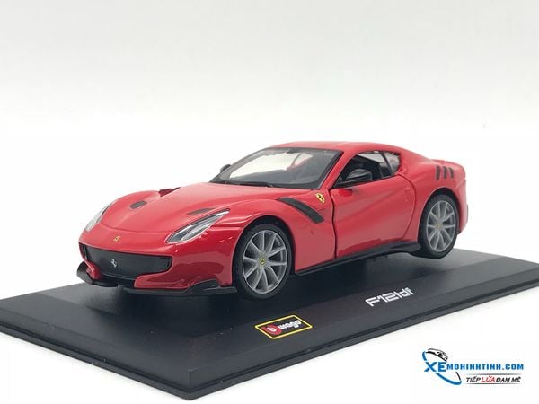 18-46014A MH BBURAGO FERRARI F12 TDF 1:32 (VÀNG)