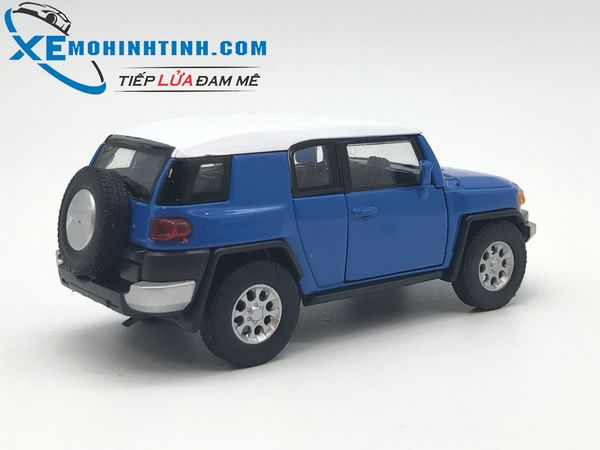 HỘP XE MÔ HÌNH Toyota FJ Cruiser WELLY 1:36 (Xanh)