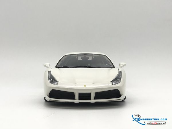 18-16008 MH BBURAGO FERRARI 488 GTB 1:18 (TRẮNG)