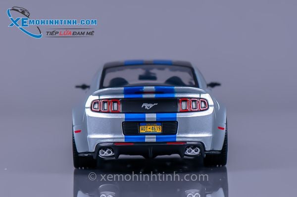 Xe Mô Hình Ford Mustang 2013 Need For Speed 1:24 Maisto (Bạc)