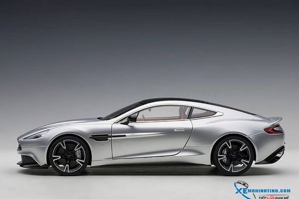 Xe Mô Hình ASTON MARTIN VANQUISH S 2017 (LIGHTNING SILVER) 1/18 AUTOART